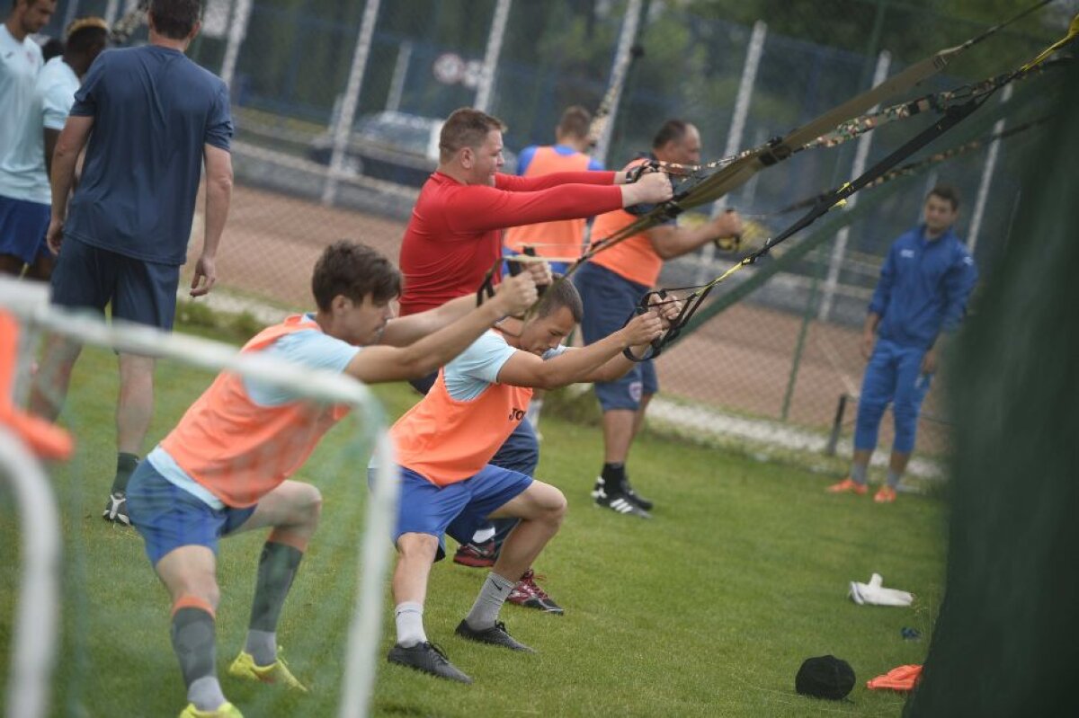 GALERIE FOTO Dan Petrescu, achizițiile și TRX-ul de camuflaj » Imagini inedite de la antrenamentul mureșenilor