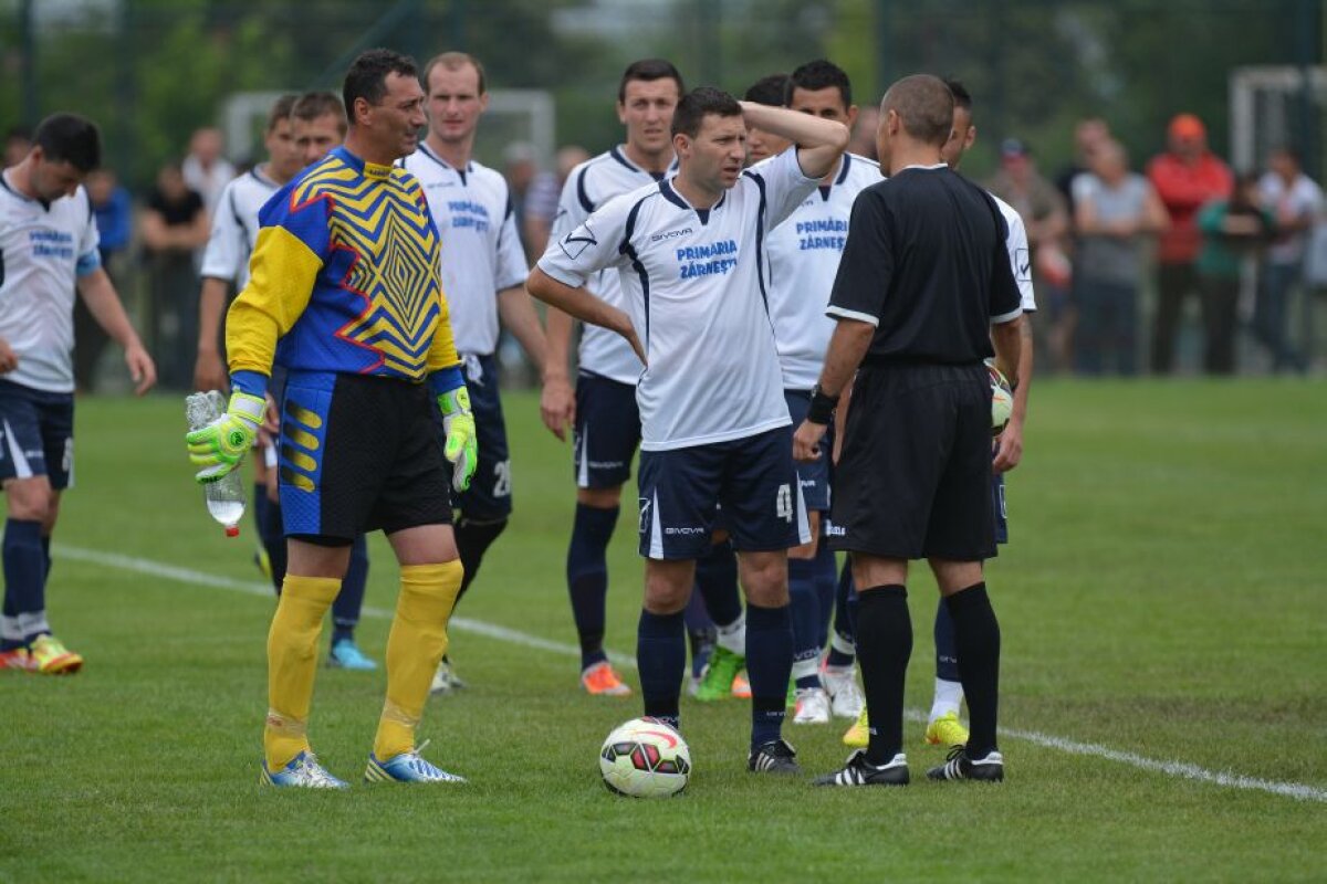 GALERIE FOTO Instrucție cu Liga a 4-a » Recital ofensiv la primul meci cu Rădoi antrenor. Toate detaliile de la Steaua - ASF Zărnești