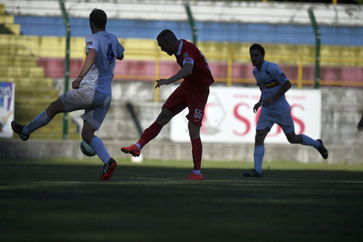 FOTO Victorie la scor pentru puştii "cîinilor" » Dinamo a început cu dreptul cantonamentul din Italia, 10-2 cu Verbania Calcio