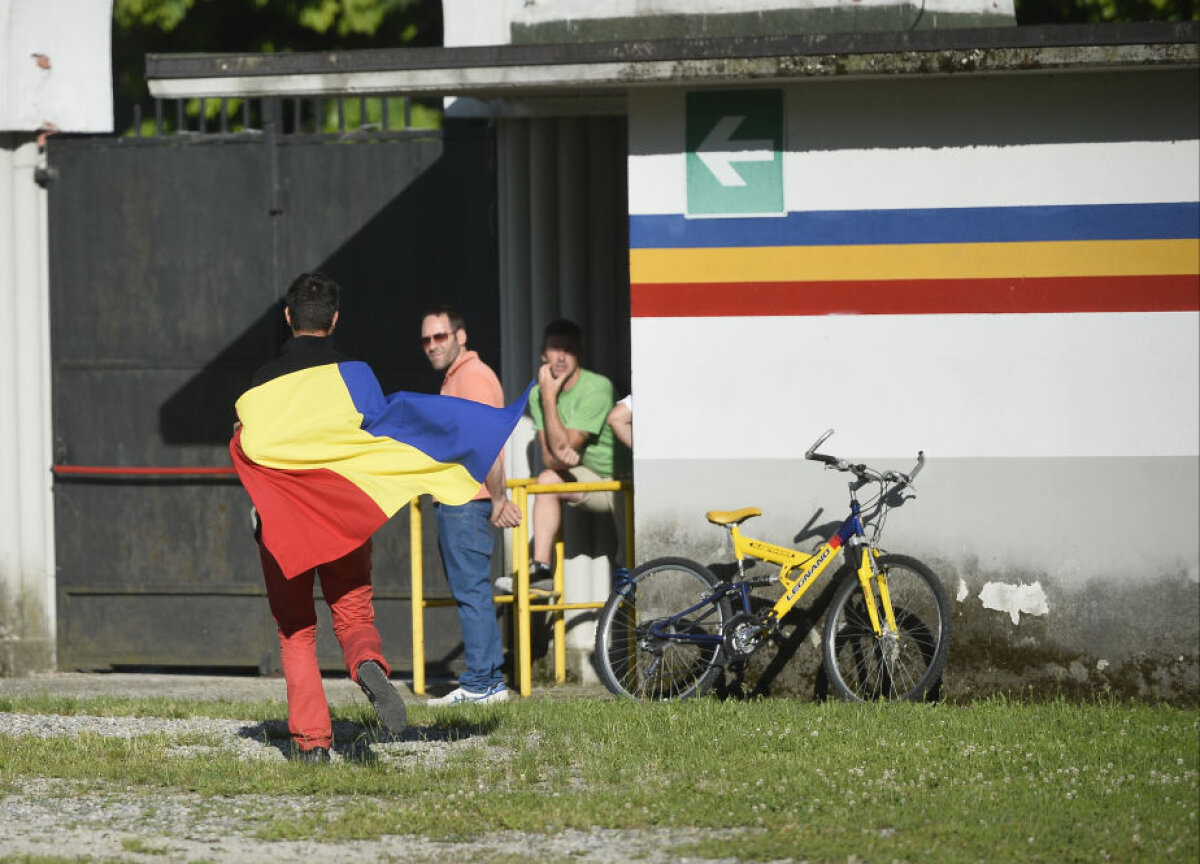 FOTO Victorie la scor pentru puştii "cîinilor" » Dinamo a început cu dreptul cantonamentul din Italia, 10-2 cu Verbania Calcio