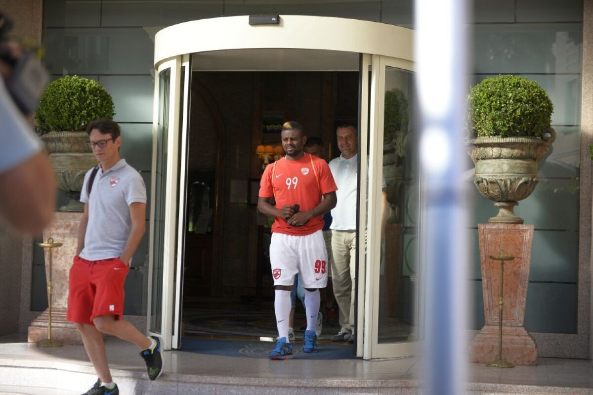 GALERIE FOTO EXCLUSIV Primele imagini cu Feussi în tricoul lui Dinamo