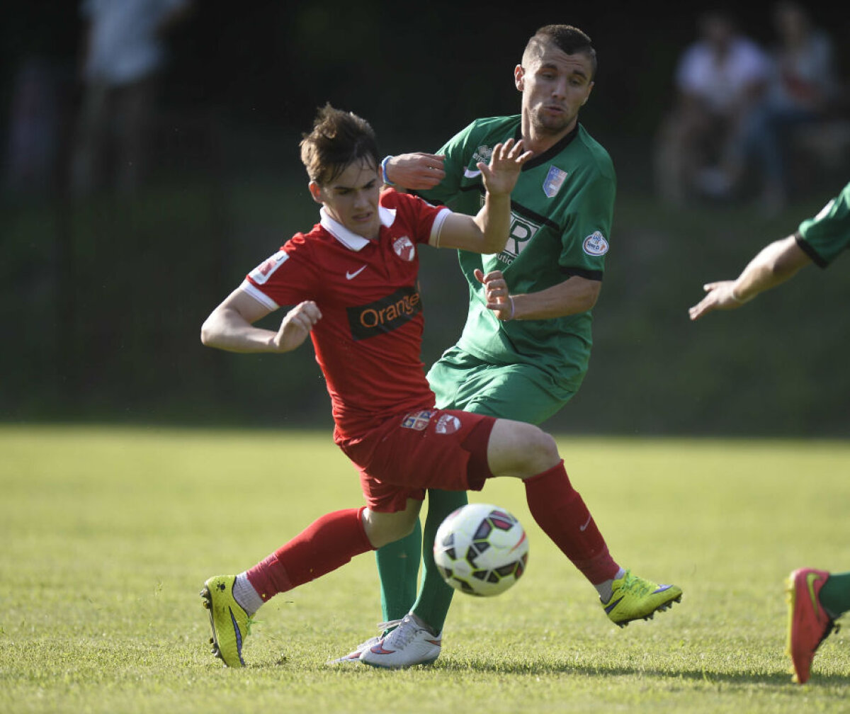 FOTO Dinamo a făcut spectacol în al doilea amical al verii! "Cîinii" s-au impus clar, scor 7-0