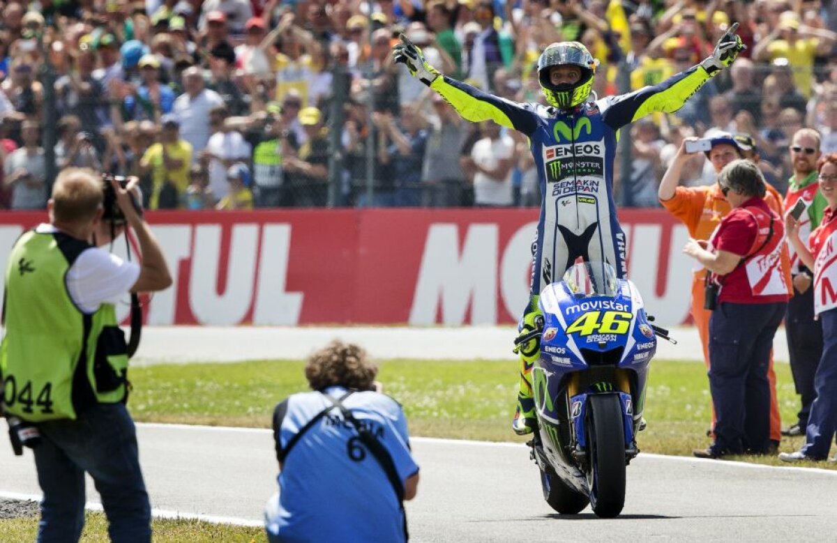 GALERIE FOTO Valentino Rossi - Marc Marquez, prietenie pe muchie de cuțit! "Il Dottore" a cîștigat Marele Premiu al Olandei după un nou duel controversat cu spaniolul