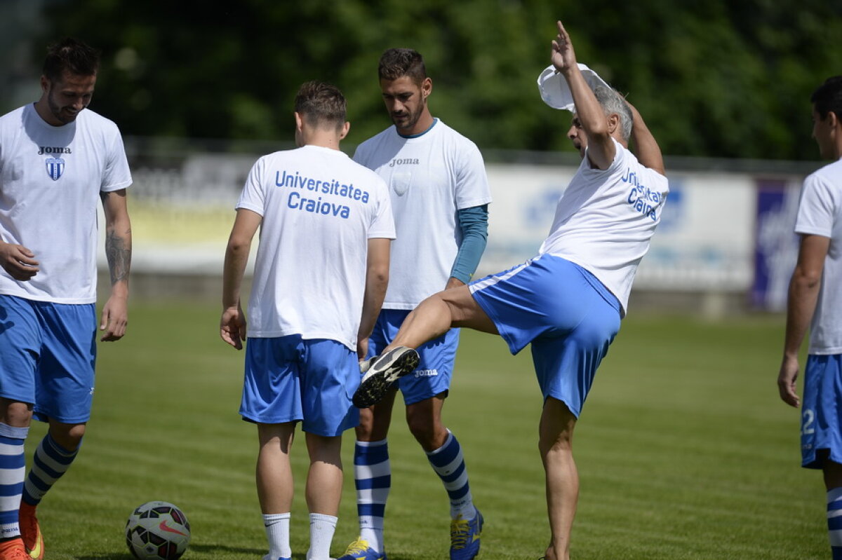 GALERIE FOTO One man show » Sorin Cîrțu face spectacol la antrenamentele Craiovei