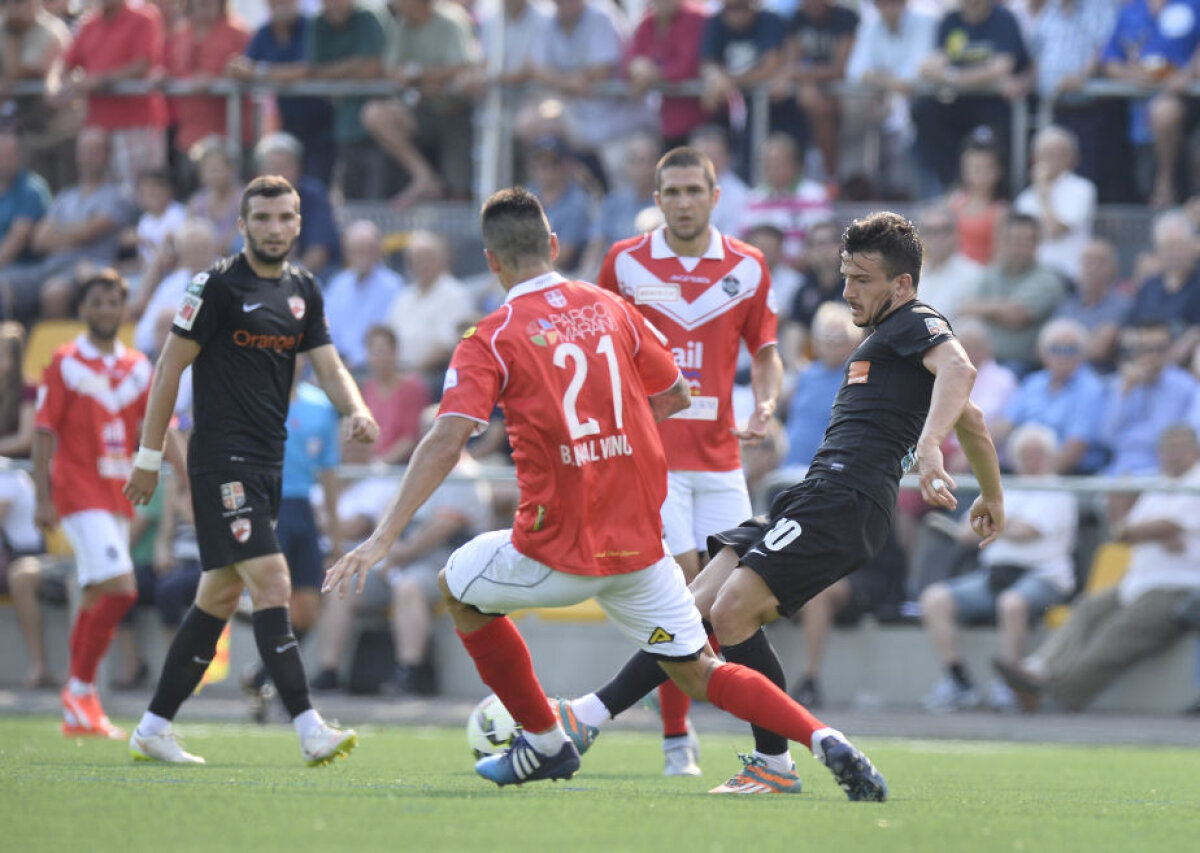 FOTO Dinamo a cîștigat triunghiularul din Elveția » Patrick Petre și Vojnovici au fost eroii ”cîinilor”