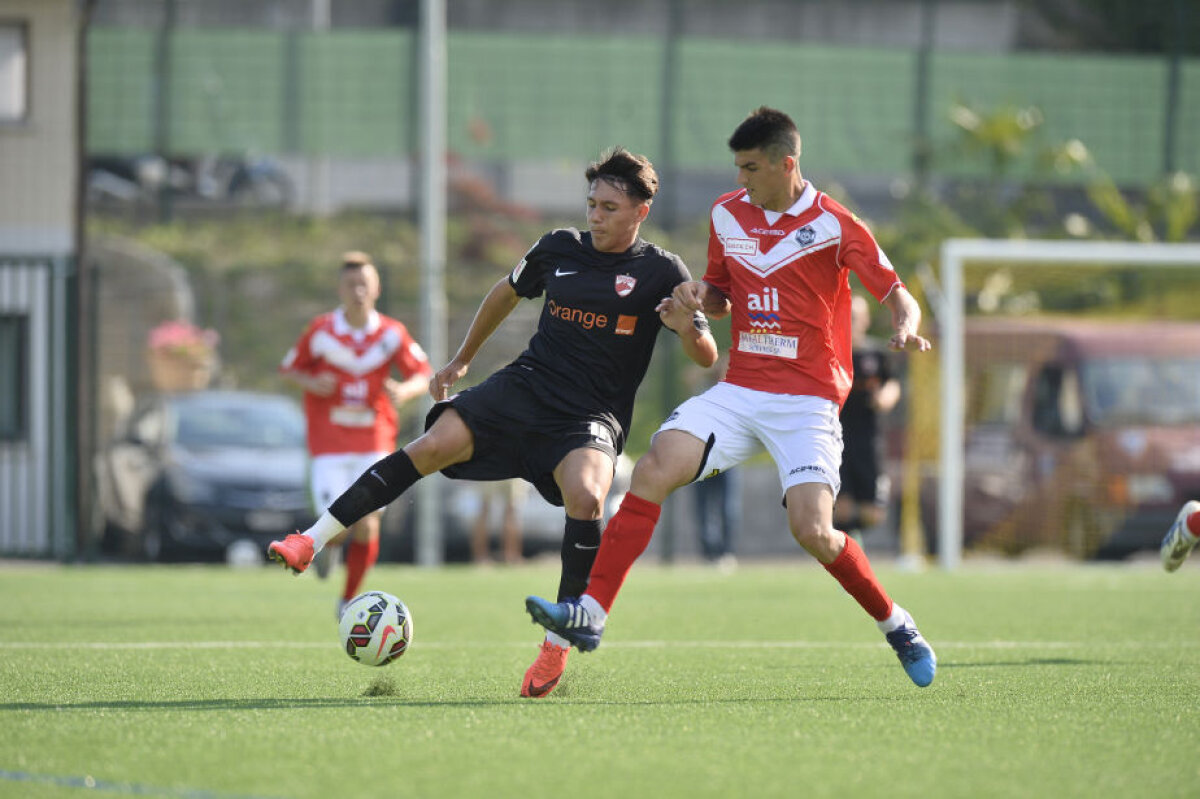 FOTO Dinamo a cîștigat triunghiularul din Elveția » Patrick Petre și Vojnovici au fost eroii ”cîinilor”