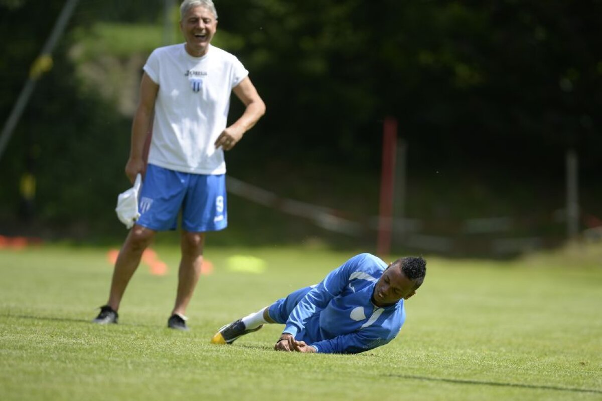 FOTO EXCLUSIV Pregătire după ”manualul Cîrțu” :D » Ai greșit? Treci la șuturi!