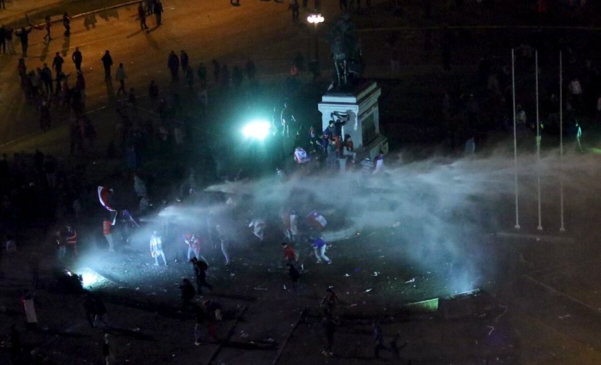 VIDEO și FOTO Chile este prima finalistă de la Copa America » Fanii s-au bătut cu forțele de ordine