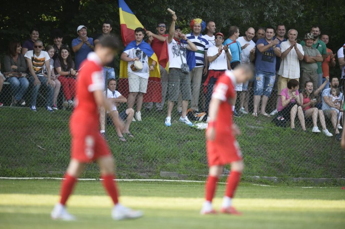 GALERIE FOTO Bucuria vero » Dinamoviştii şi-au găsit suporteri fideli în Italia