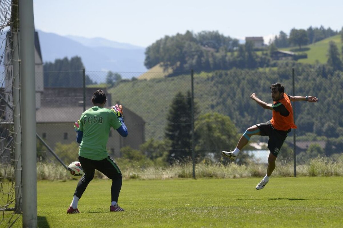 GALERIE FOTO 20 de imagini cu jucătorii Stelei în cantonamentul din Austria » Prin ce trec roş-albaştrii pentru a-şi apăra titlul