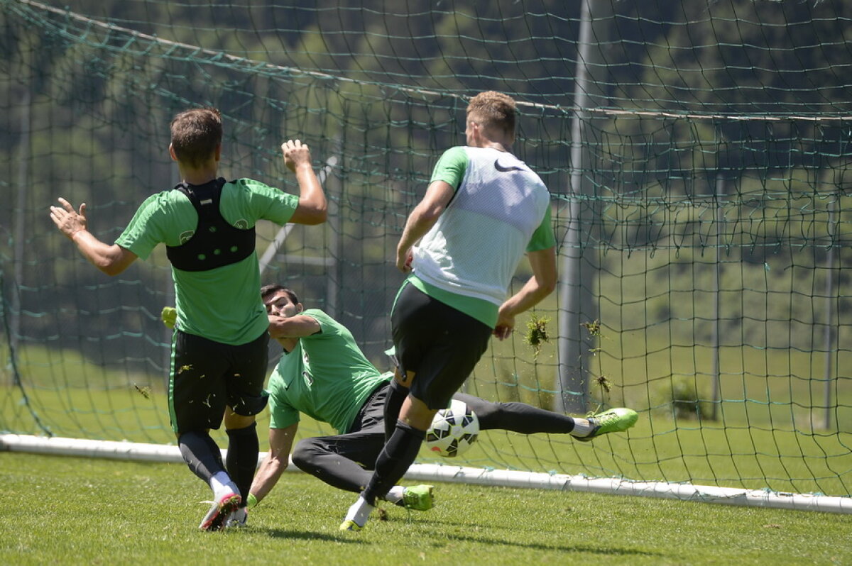 VIDEO Rădoi a intrat la joc la ultimul antrenament » Și-a pus la pămînt un elev: "Trebuia să-ţi dea și ție botezul cineva!"