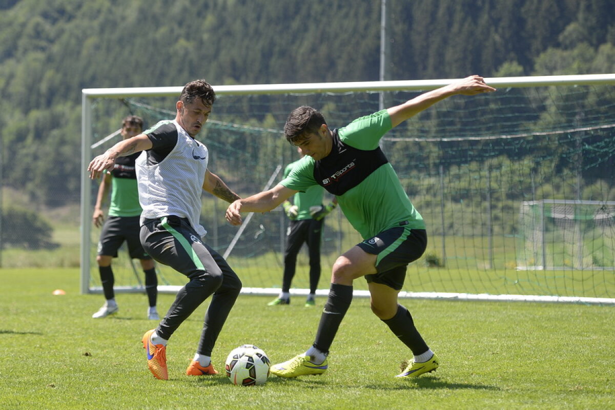 VIDEO Rădoi a intrat la joc la ultimul antrenament » Și-a pus la pămînt un elev: "Trebuia să-ţi dea și ție botezul cineva!"