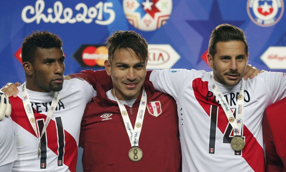 VIDEO și FOTO Peru a cîștigat finala mică de la Copa America » Un fan a intrat pe teren