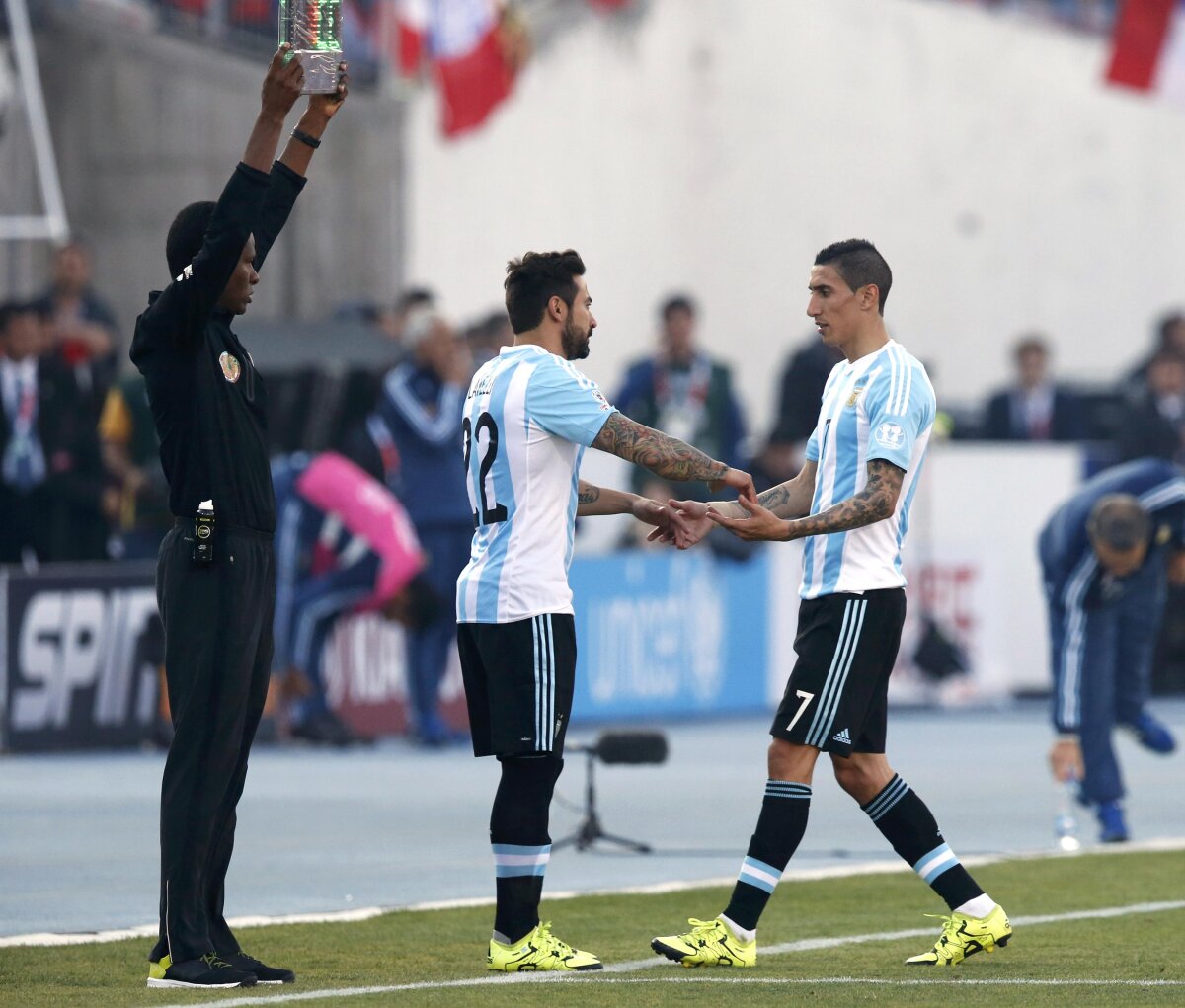 FOTO Pierdere grea pentru Argentina în finala Copa America » Omul meciului cu Paraguay a ieșit accidentat