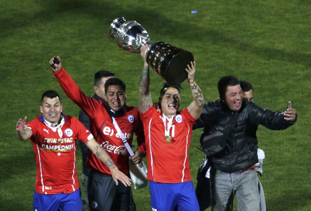 GALERIE FOTO Cum au sărbătorit chilienii cîștigarea în premieră a Copei America