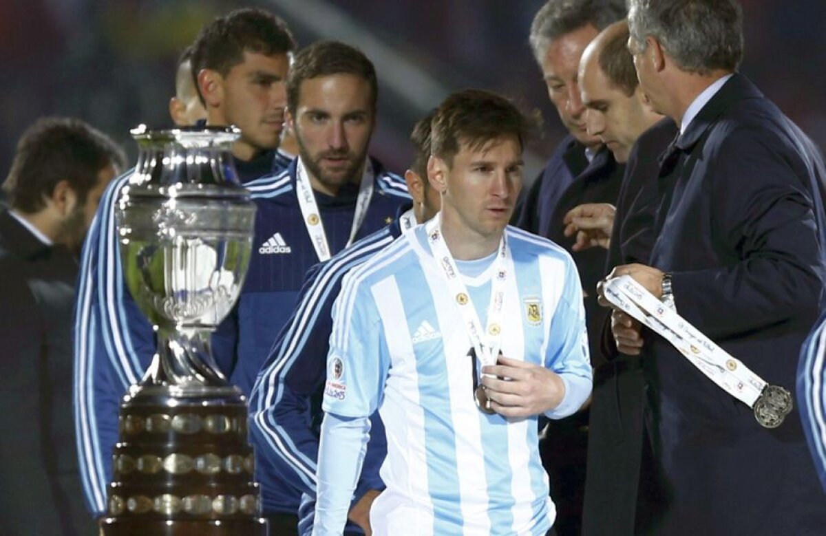 GALERIE FOTO Tristețe argentiniană » "Pumele" abia și-au putut stăpîni lacrimile după finala Copa America