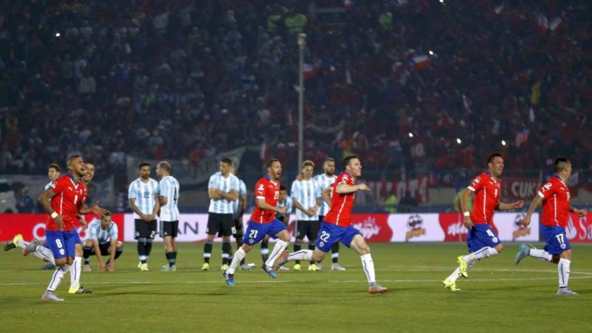 GALERIE FOTO Tristețe argentiniană » "Pumele" abia și-au putut stăpîni lacrimile după finala Copa America