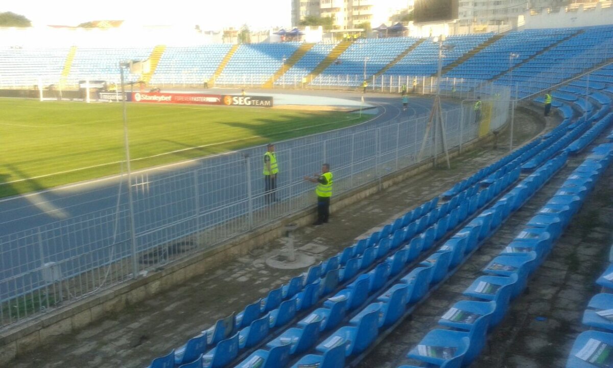 GALERIE FOTO Prima Supercupă pe un stadion comunal » Chiar şi omologată, arena din Constanţa este o RUINĂ!