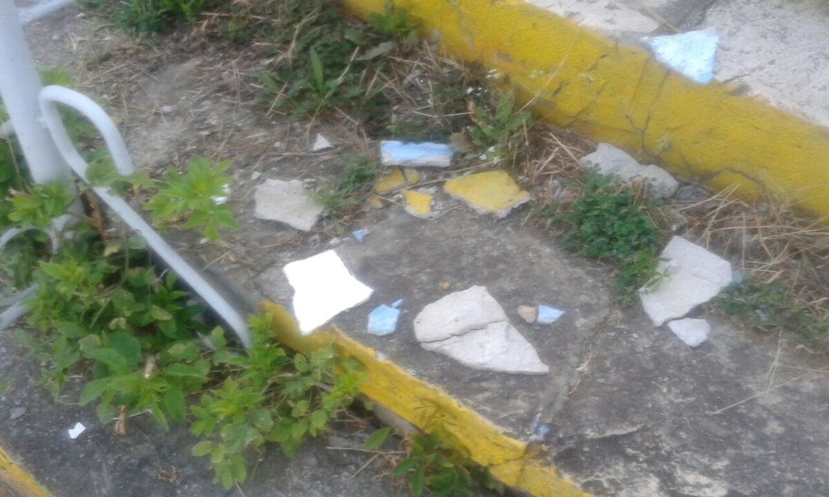 GALERIE FOTO Prima Supercupă pe un stadion comunal » Chiar şi omologată, arena din Constanţa este o RUINĂ!