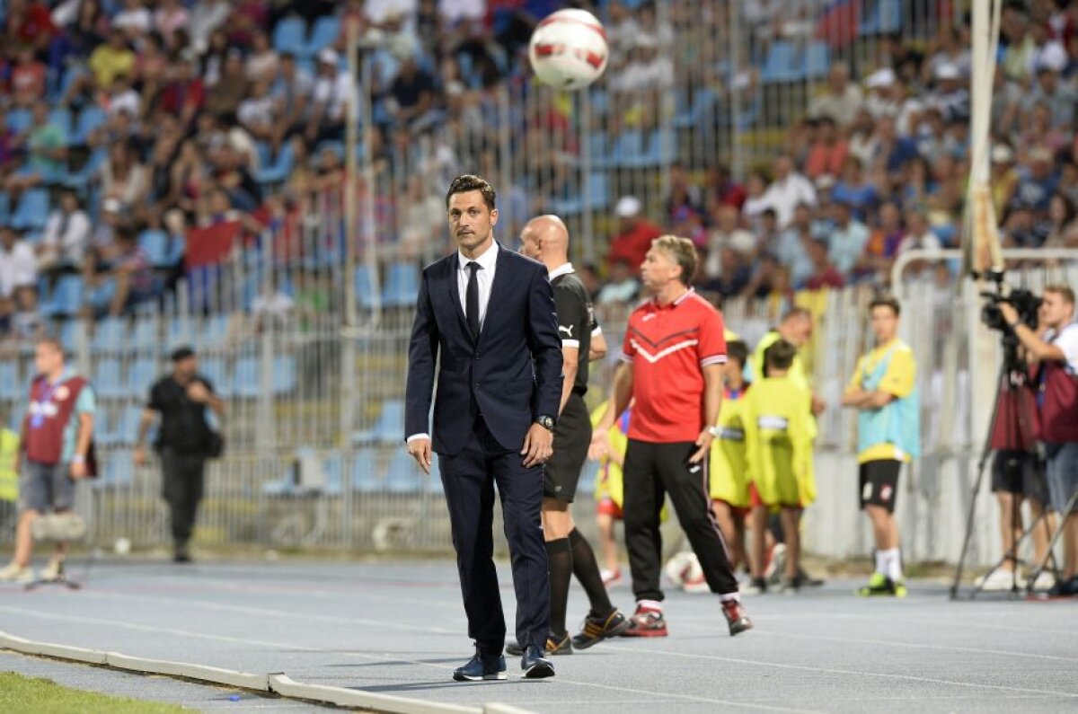 GALERIE FOTO A venit, a cîştigat şi pleacă. Petrescu a cîştigat Supercupa României cu ASA în faţa Stelei, scor 1-0