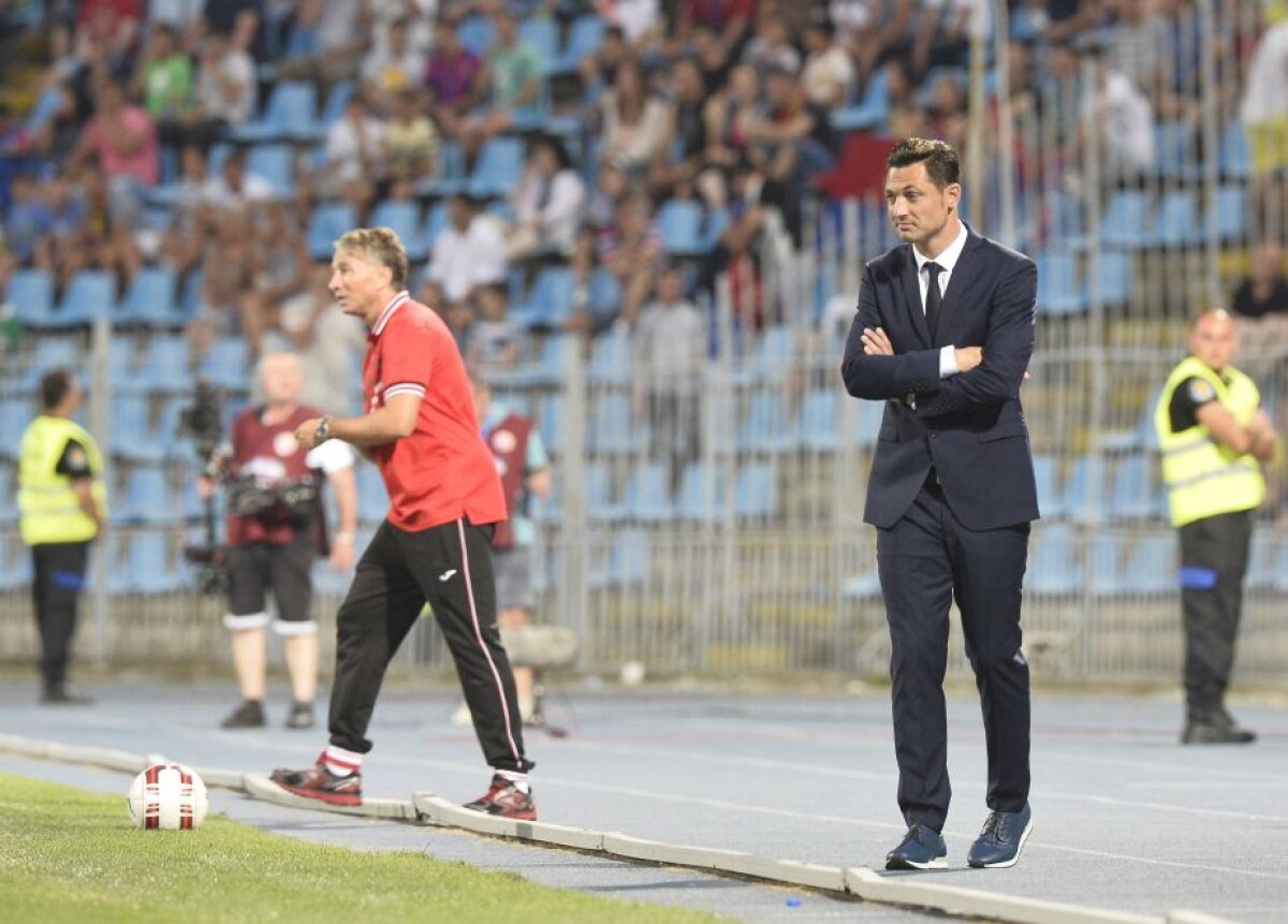 GALERIE FOTO A venit, a cîştigat şi pleacă. Petrescu a cîştigat Supercupa României cu ASA în faţa Stelei, scor 1-0