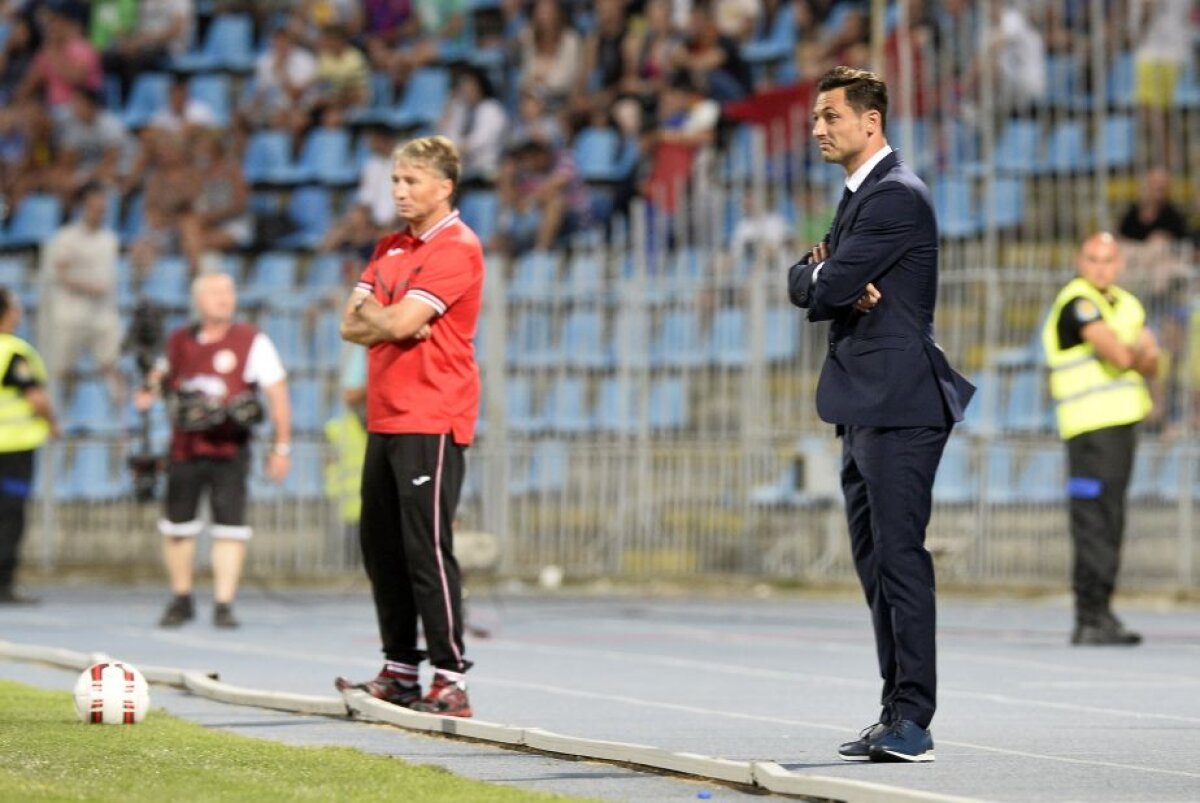 GALERIE FOTO A venit, a cîştigat şi pleacă. Petrescu a cîştigat Supercupa României cu ASA în faţa Stelei, scor 1-0