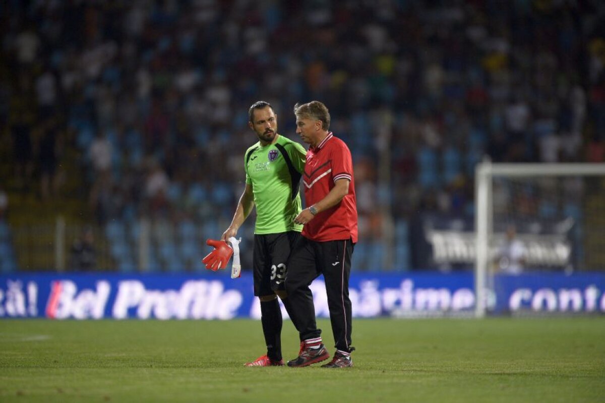 GALERIE FOTO A venit, a cîştigat şi pleacă. Petrescu a cîştigat Supercupa României cu ASA în faţa Stelei, scor 1-0