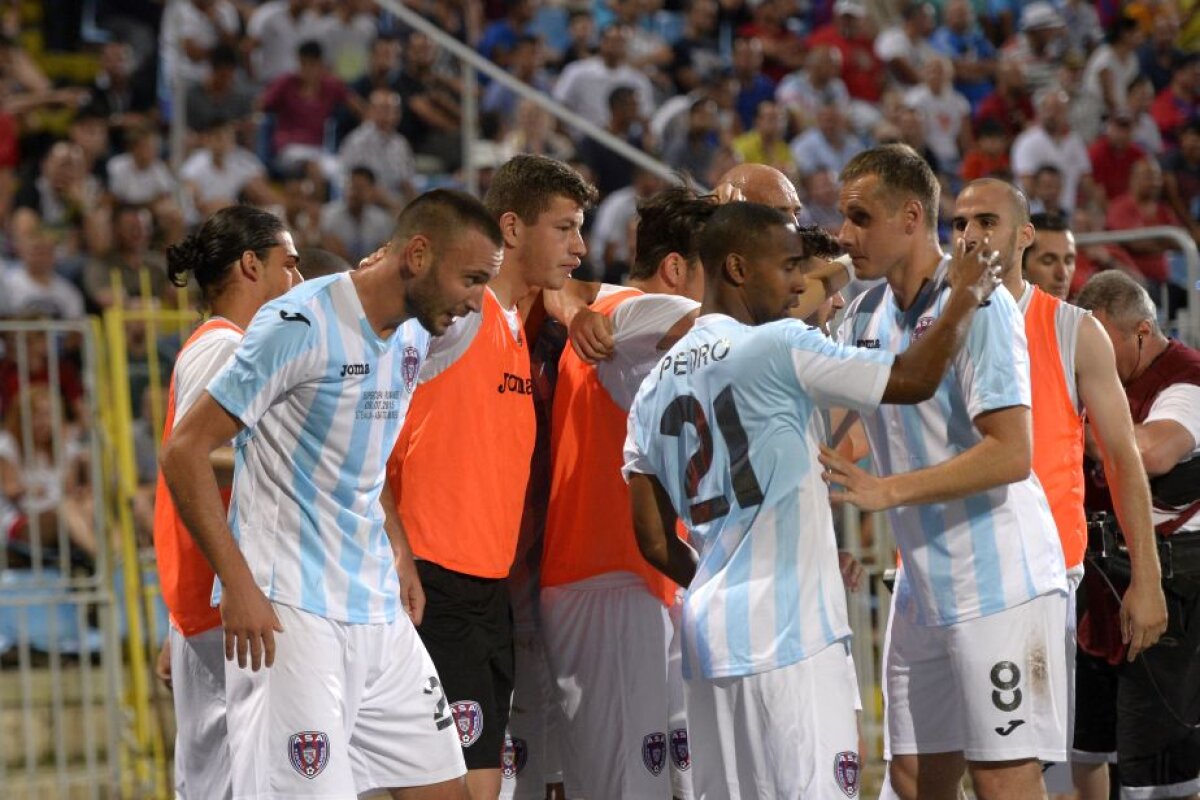 GALERIE FOTO A venit, a cîştigat şi pleacă. Petrescu a cîştigat Supercupa României cu ASA în faţa Stelei, scor 1-0