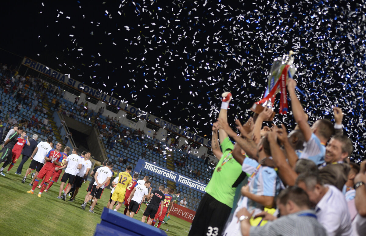 GALERIE FOTO Jucătorii lui ASA au sărbătorit Supercupa cîştigată cu pizza