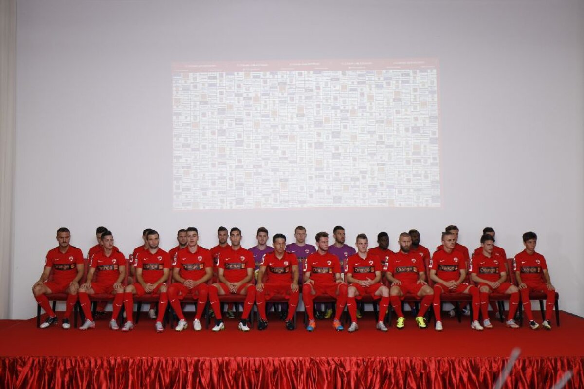 GALERIE FOTO  Dinamo și-a prezentat noile echipamente » Au fost concepute pe modelele promovate de Neymar și Ronaldo