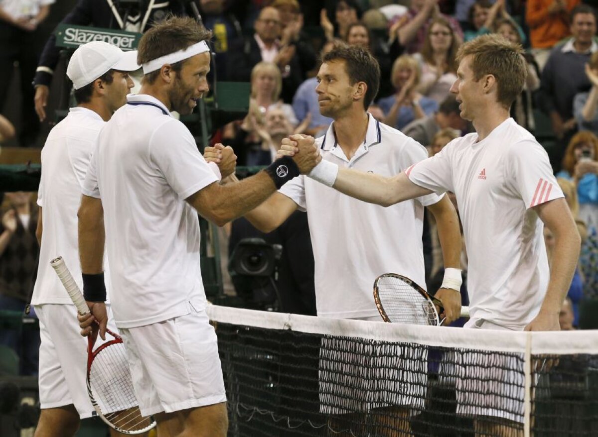 FOTO Vis împlinit » Horia Tecău și Jean Julien Rojer au cucerit sîmbătă perla colaborării lor, trofeul de la Wimbledon