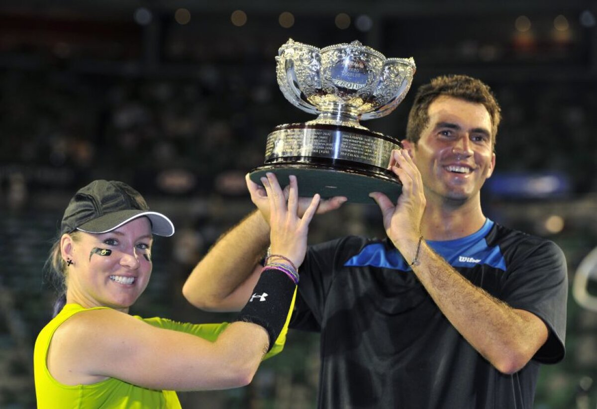 FOTO Vis împlinit » Horia Tecău și Jean Julien Rojer au cucerit sîmbătă perla colaborării lor, trofeul de la Wimbledon