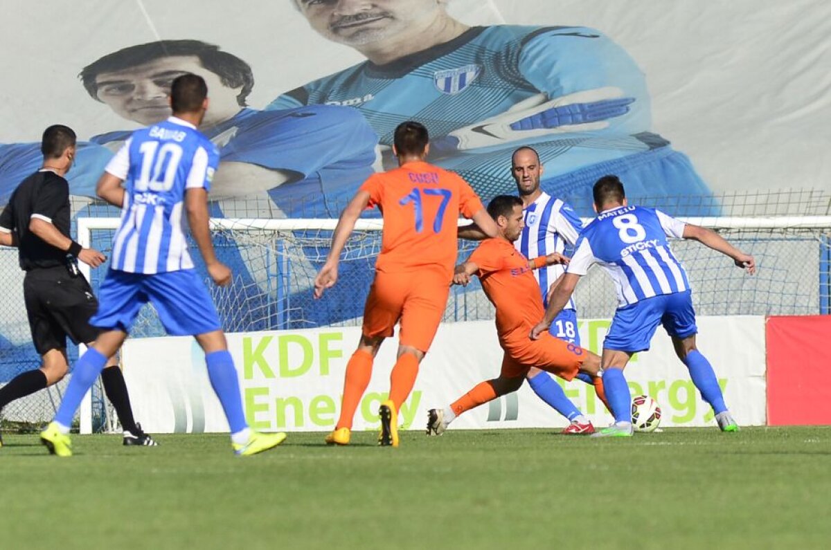 VIDEO + FOTO În zodia lui "X" » CS U Craiova şi FC Botoşani au remizat, 0-0! Este al 5-lea egal din tot atîtea meciuri sezonul acesta