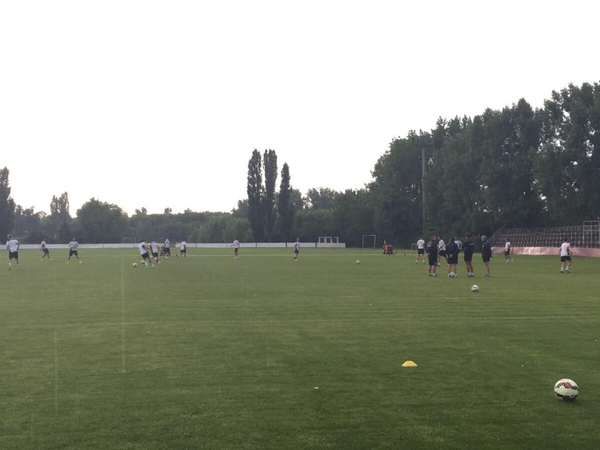 FOTO S-a reunit Rapidul » Cîți jucători s-au prezentat azi și sub comanda cărui antrenor s-au pregătit