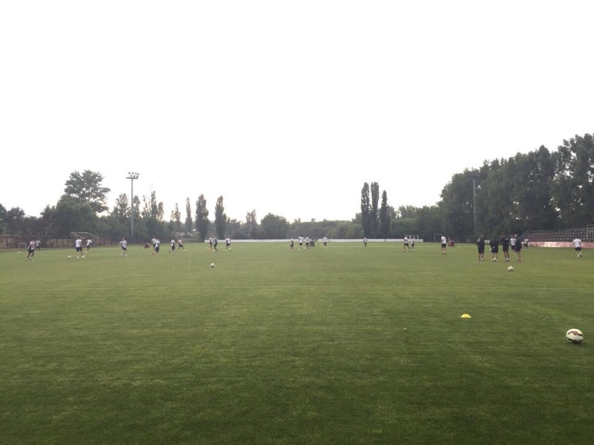 FOTO S-a reunit Rapidul » Cîți jucători s-au prezentat azi și sub comanda cărui antrenor s-au pregătit