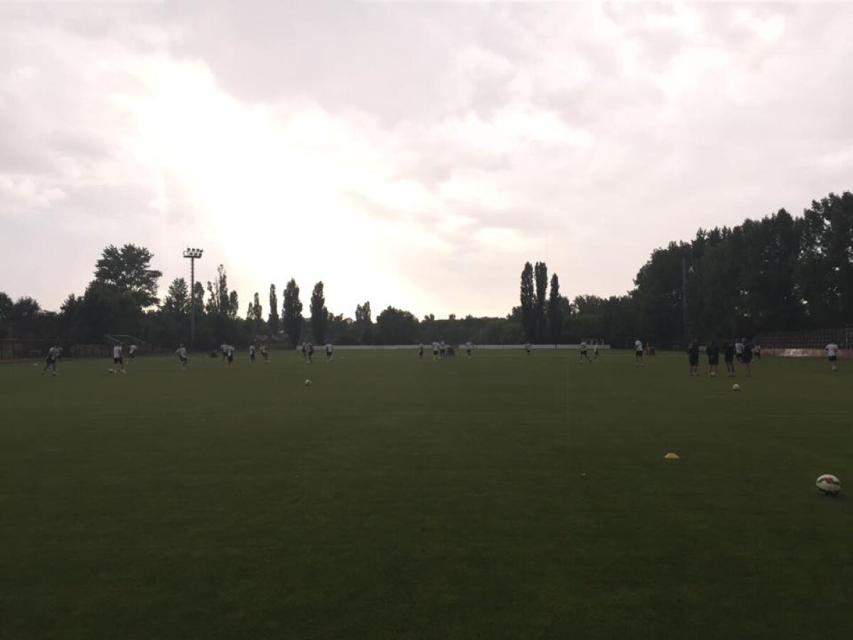 FOTO S-a reunit Rapidul » Cîți jucători s-au prezentat azi și sub comanda cărui antrenor s-au pregătit