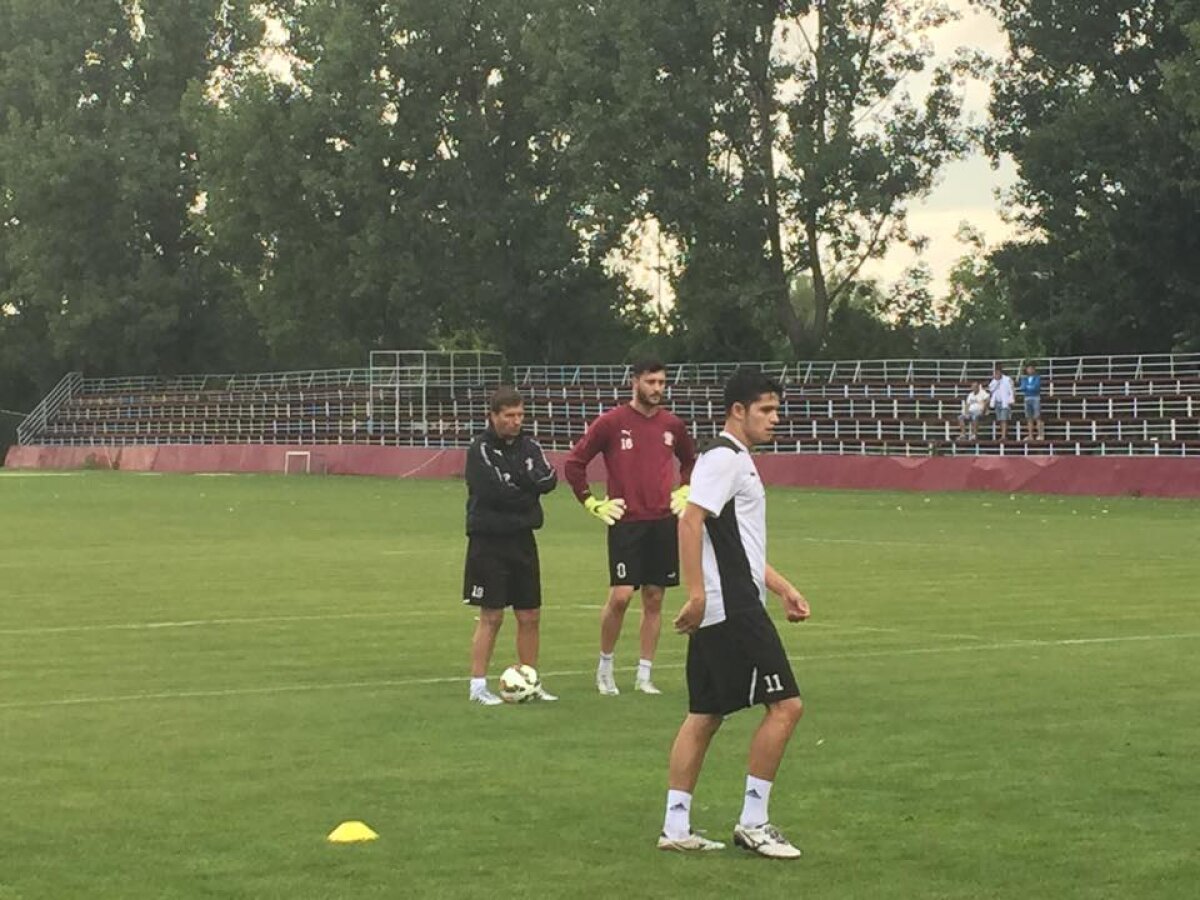 FOTO S-a reunit Rapidul » Cîți jucători s-au prezentat azi și sub comanda cărui antrenor s-au pregătit