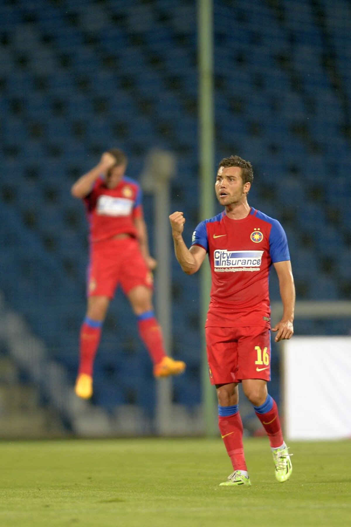 VIDEO+FOTO 7 taie tot! Steaua a cîştigat aseară cu Pandurii, 3-0, fix cum o făcuse în faţa lui Trencin