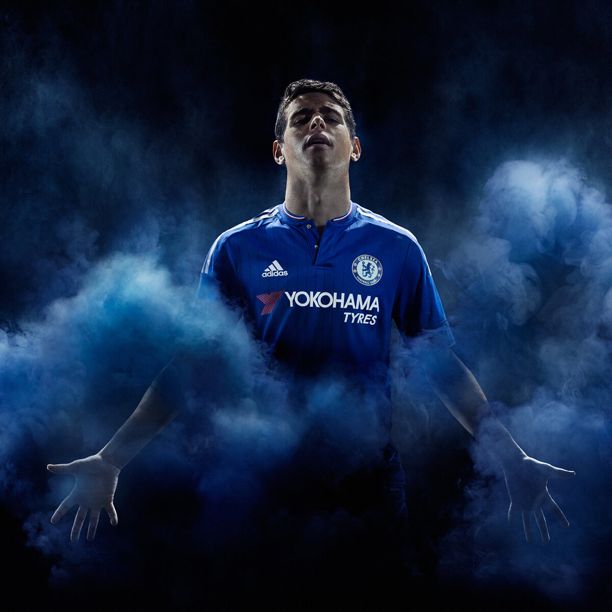 FOTO Chelsea și-a prezentat noul tricou pentru sezonul 2015-2016 » "Dacă nu este albastru, va fi"