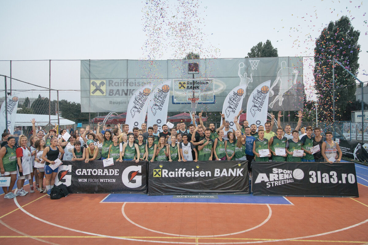 GALERIE FOTO Slam-dunk pentru copii » Moga și Stănescu s-au duelat sub panou la Sport Arena Streetball
