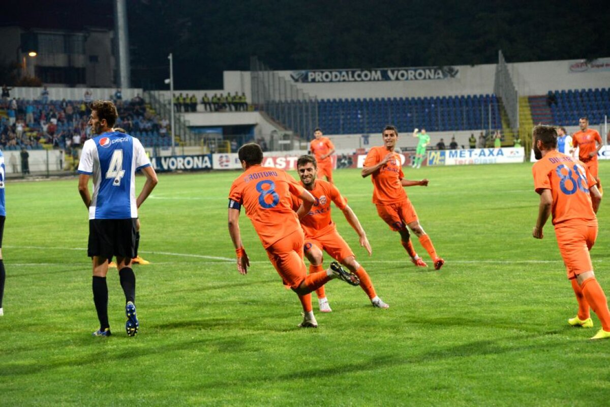 FOTO şi VIDEO Croitorașul cel viteaz » FC Botoșani și Viitorul au remizat, scor 2-2, și au rămas fără succes în acest sezon