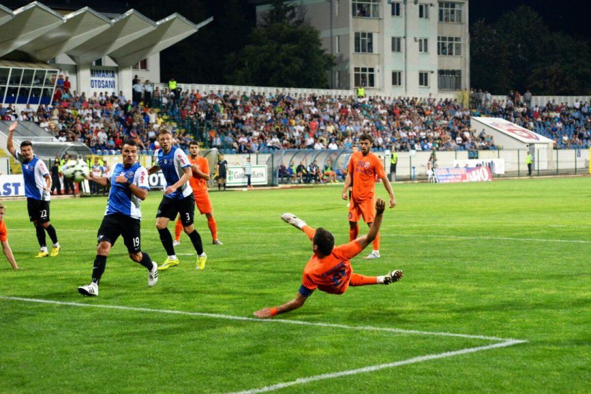FOTO şi VIDEO Croitorașul cel viteaz » FC Botoșani și Viitorul au remizat, scor 2-2, și au rămas fără succes în acest sezon