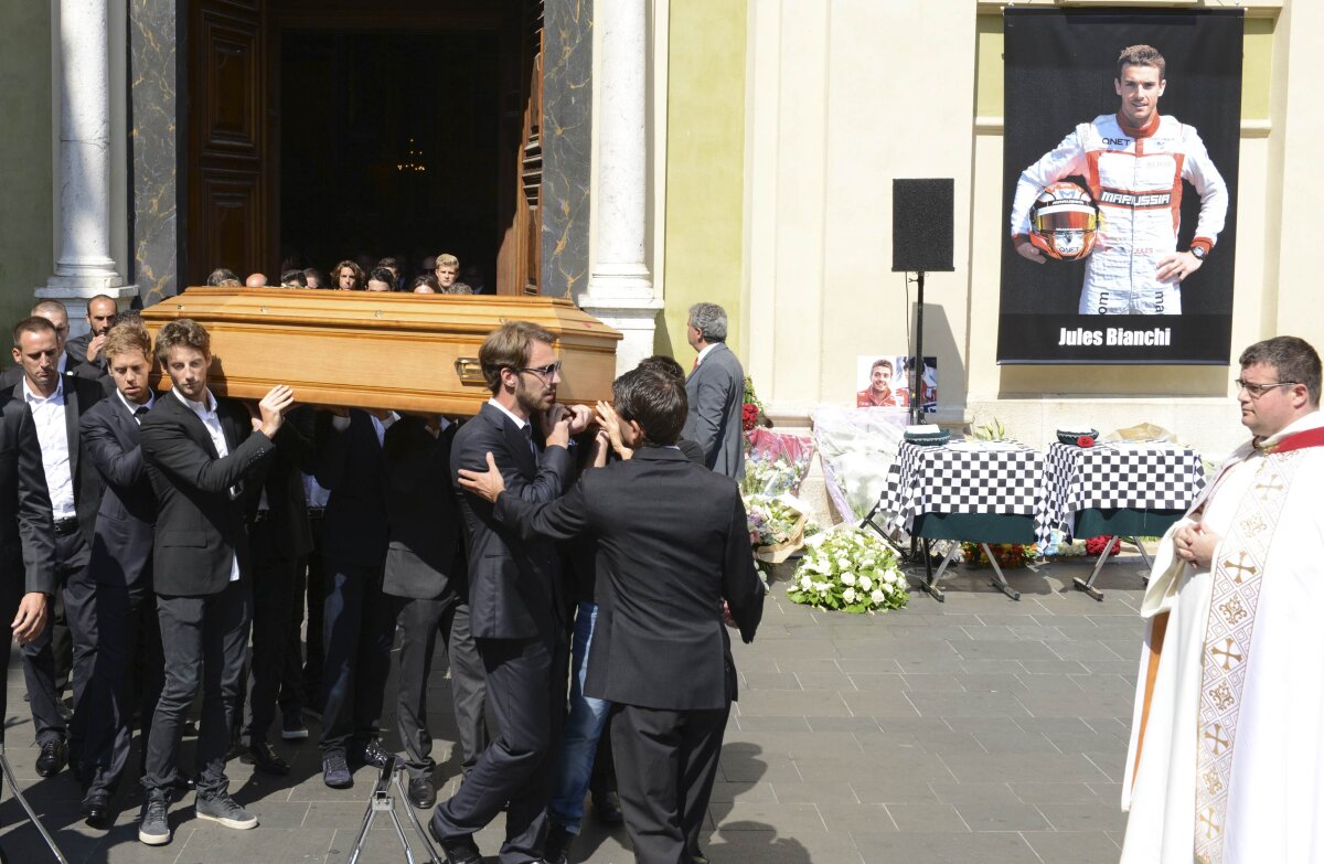 FOTO Jules Bianchi a fost înmormîntat » La funeralii au participat mai mulți piloți de Formula 1 celebri