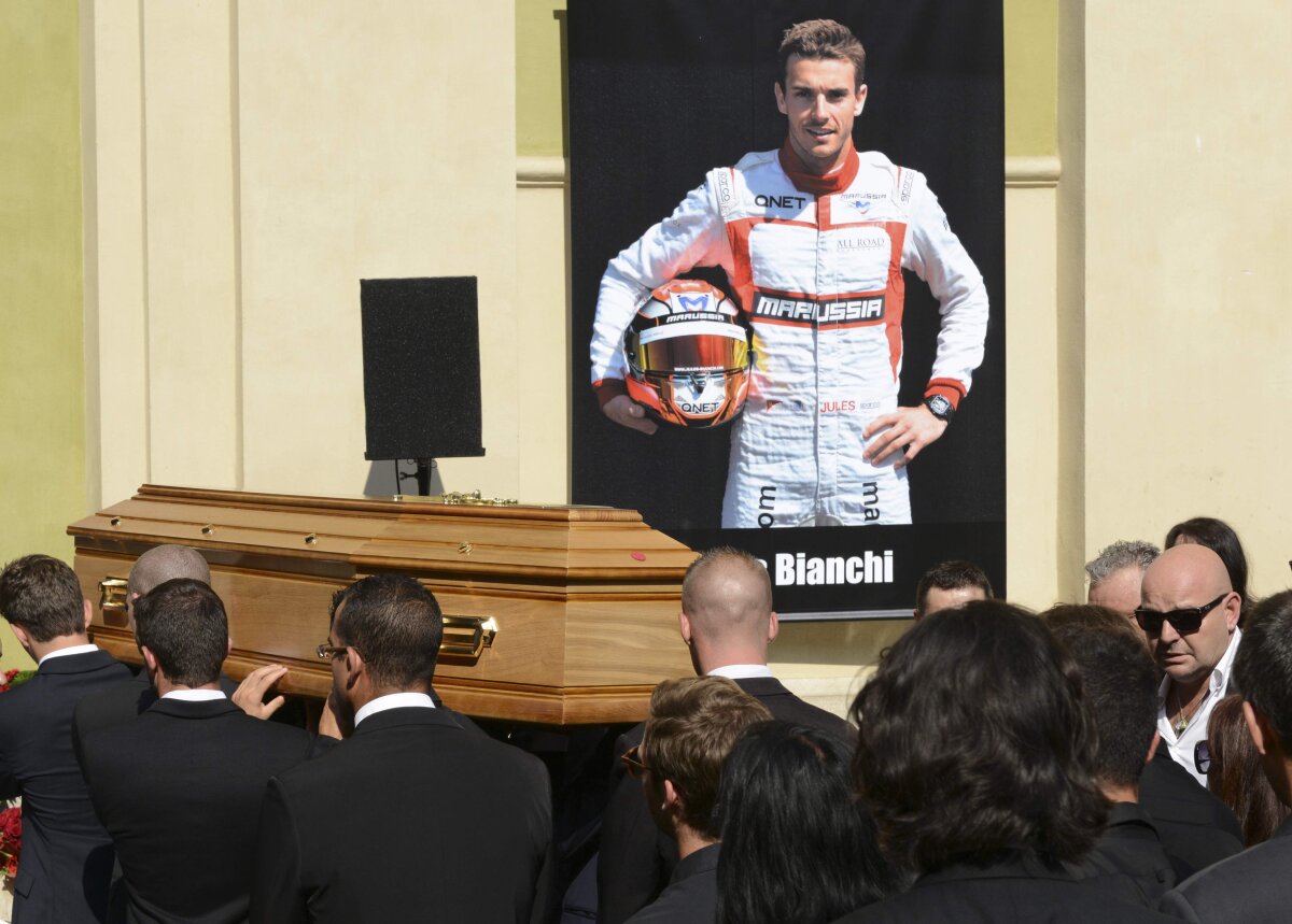 FOTO Jules Bianchi a fost înmormîntat » La funeralii au participat mai mulți piloți de Formula 1 celebri