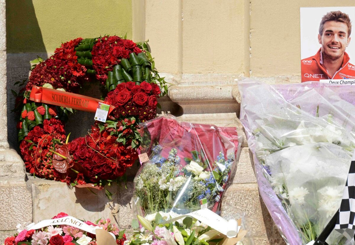 FOTO Jules Bianchi a fost înmormîntat » La funeralii au participat mai mulți piloți de Formula 1 celebri