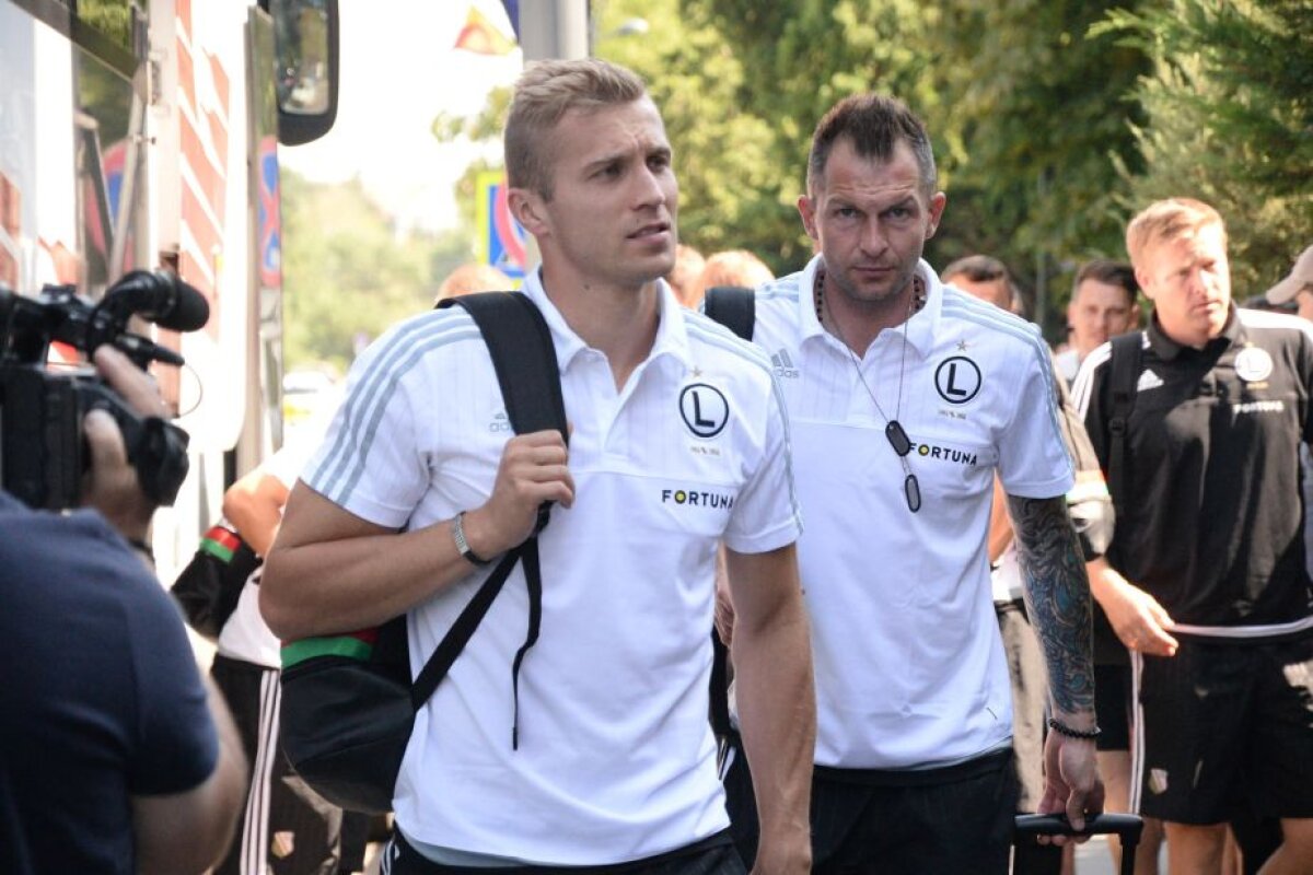 FOTO Jucătorii de la Legia au ajuns la Botoşani » Detalii despre programul polonezilor