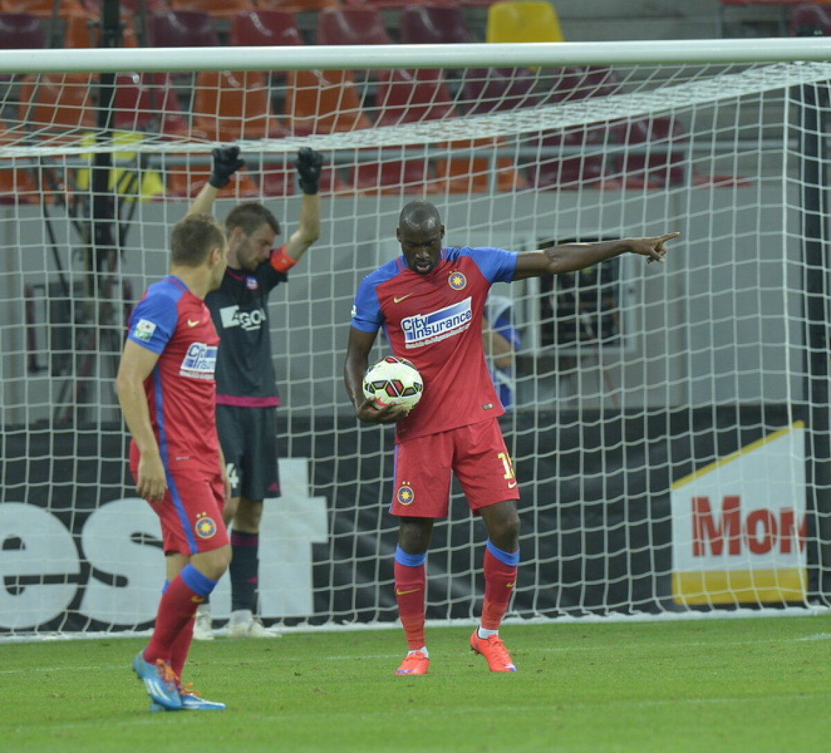 FOTO CFR are procent la calificare? Muniru și Tade au salvat Steaua de la o eliminare rușinoasă cu Trencin, 2-3