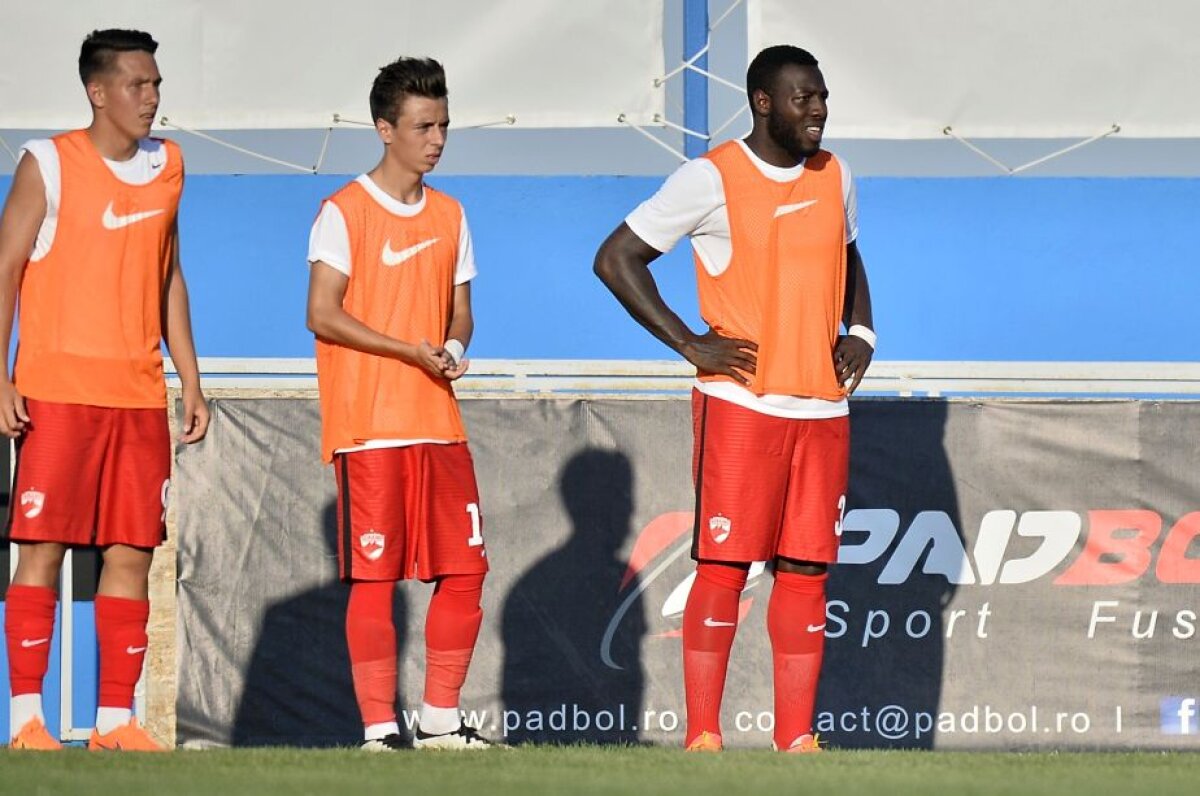 FOTO și VIDEO Copiii de fotbaliști au decis meciul dintre Viitorul și Dinamo, scor 1-1 » Răzvan Marin și Patrick Petre, oamenii cu golul de azi