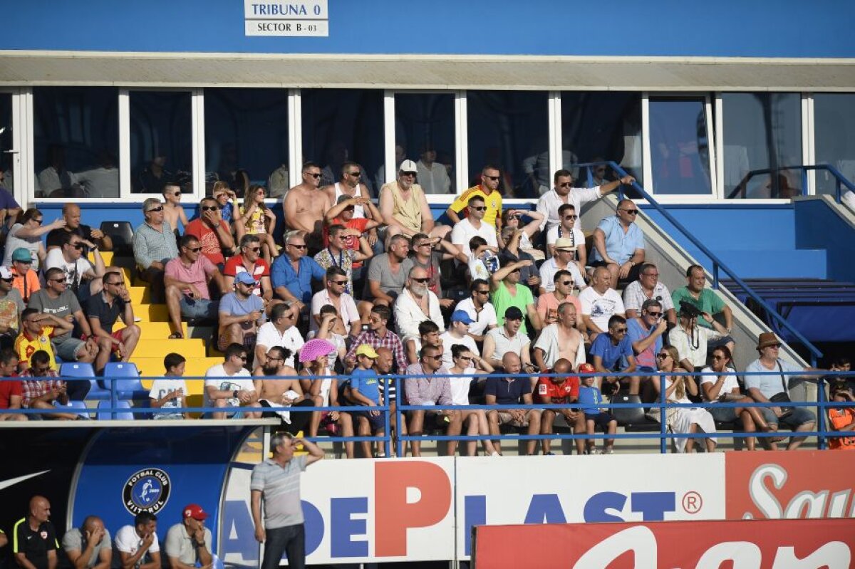 FOTO și VIDEO Copiii de fotbaliști au decis meciul dintre Viitorul și Dinamo, scor 1-1 » Răzvan Marin și Patrick Petre, oamenii cu golul de azi