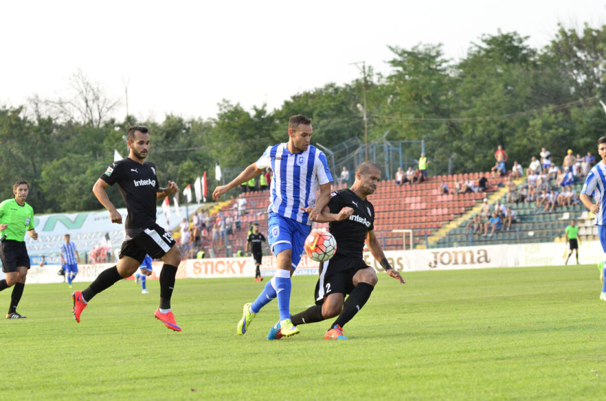 VIDEO+FOTO Lucky Șumi » Cu ratările ei uriașe, CS U Craiova o ajută pe Astra, 1-2, să obțină prima victorie în campionat